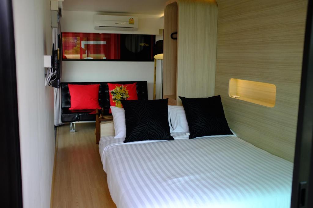 צ'יאנג מאי Sleepbox Chiangmai Hotel מראה חיצוני תמונה